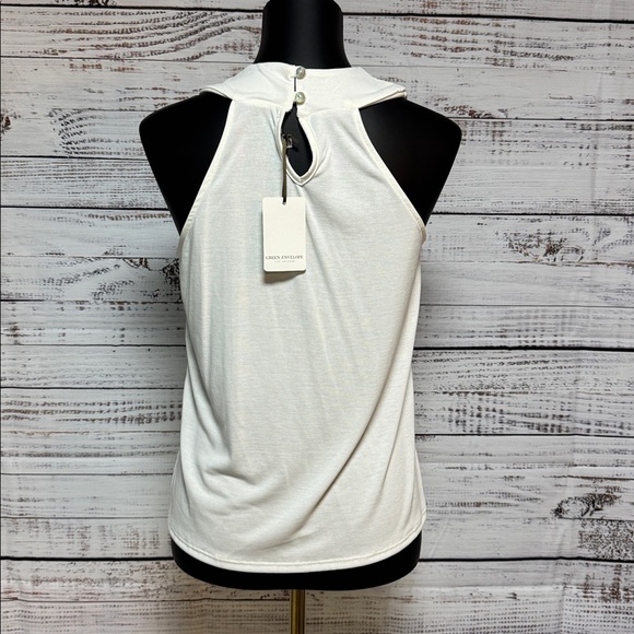 NWT Stylish Halter Neck Top in White - Picture 2 of 2